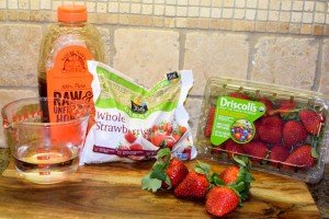 StrawberrySimpleSyrupIngredients (1 of 1)